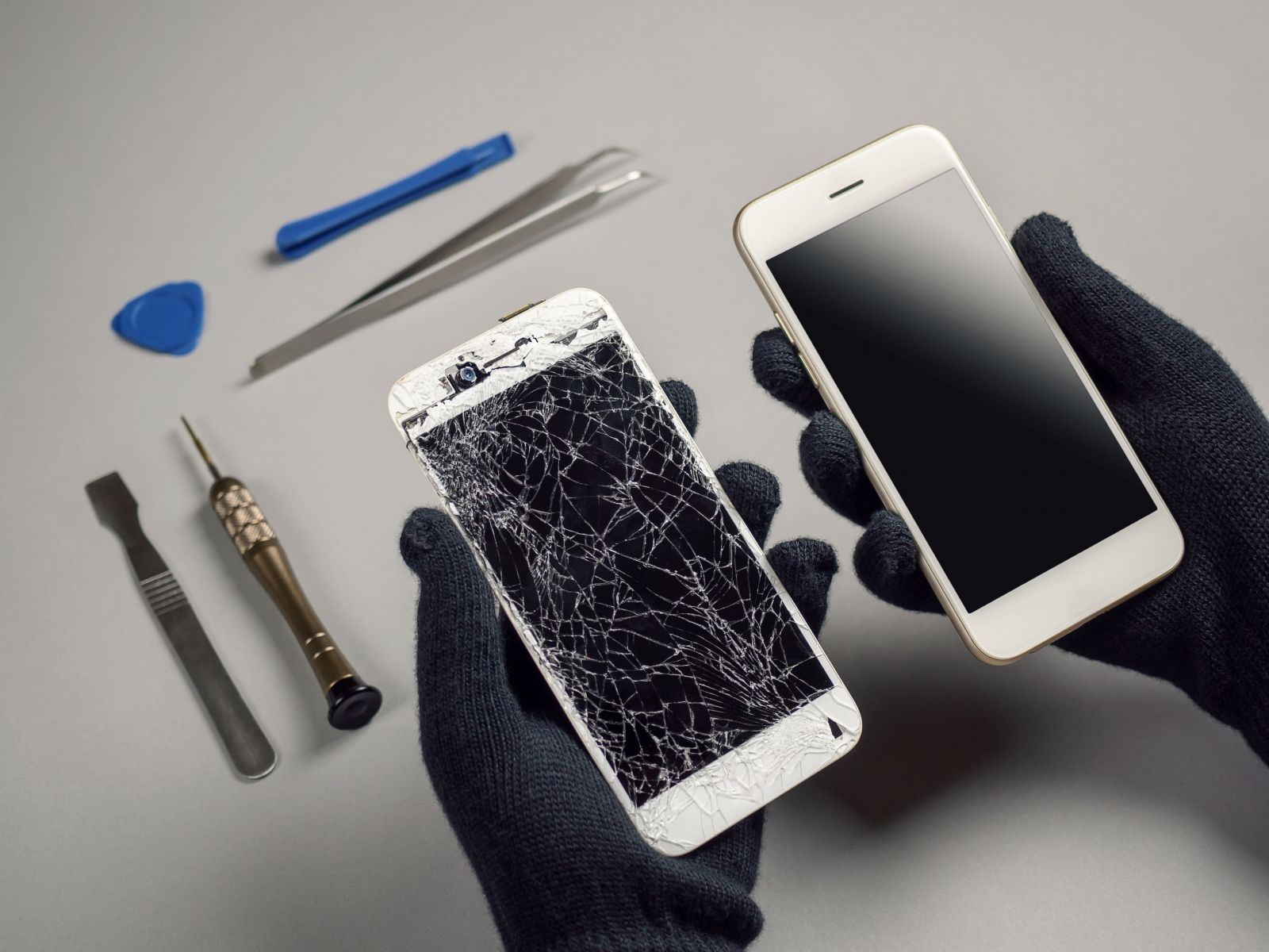 手機螢幕壞掉不再煩惱：手機現場維修將您的螢幕毛病消失在無形